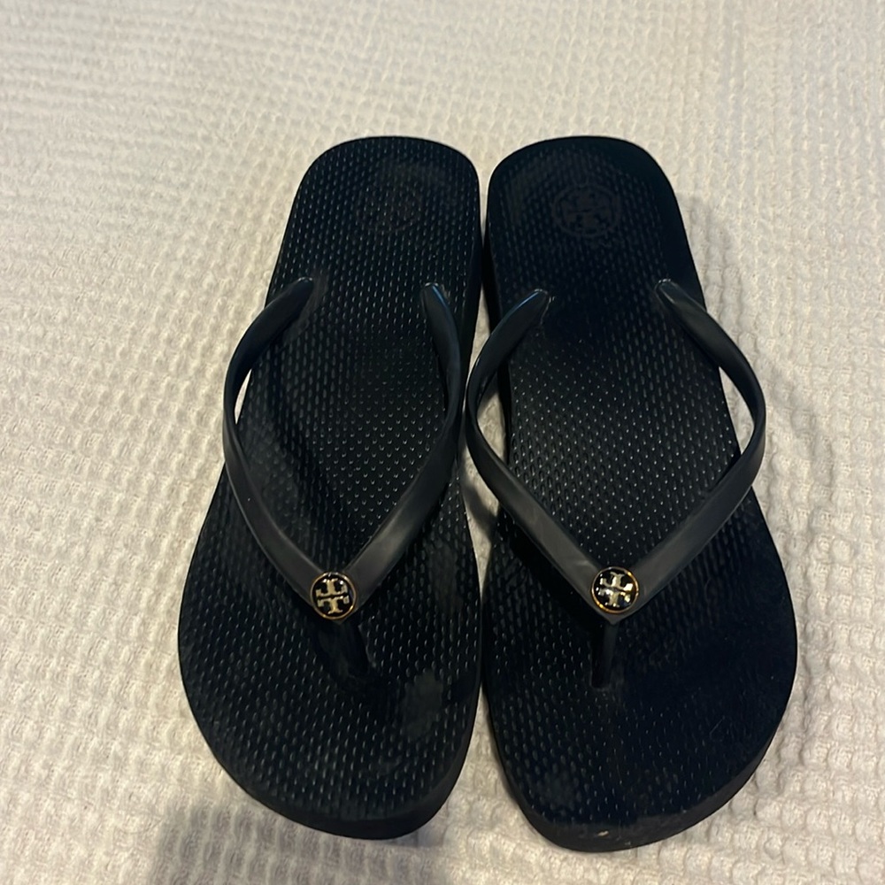 EUC Tory Burch wedge flip flops size 10